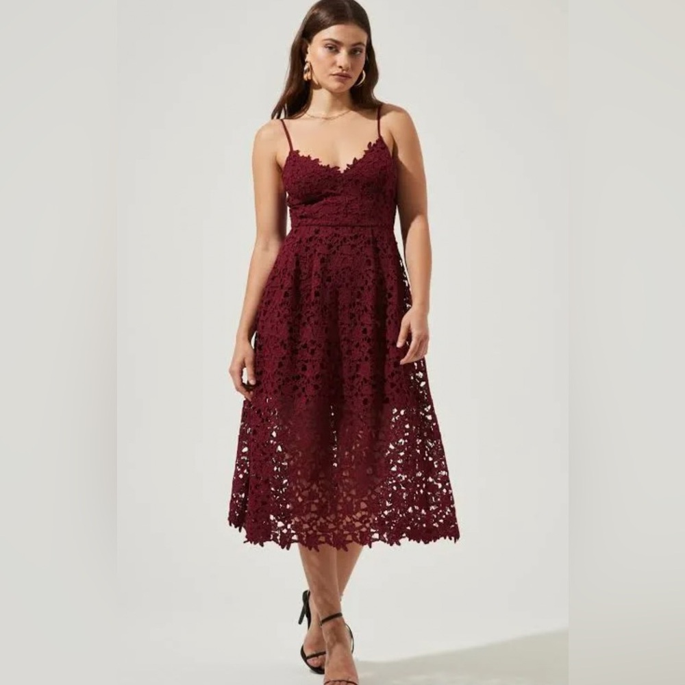 Astr Burgundy Lace Midi Dress